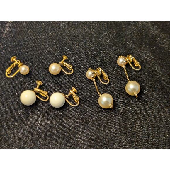 Three Pair Cream Theme Vintage Clip On & Screw On Earrings - Picture 6 of 6
